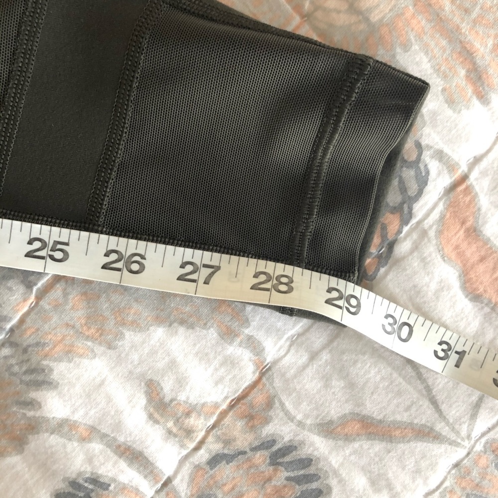 Lululemon high rise tech mesh tight, size 8, 28” - Picture 6 of 7